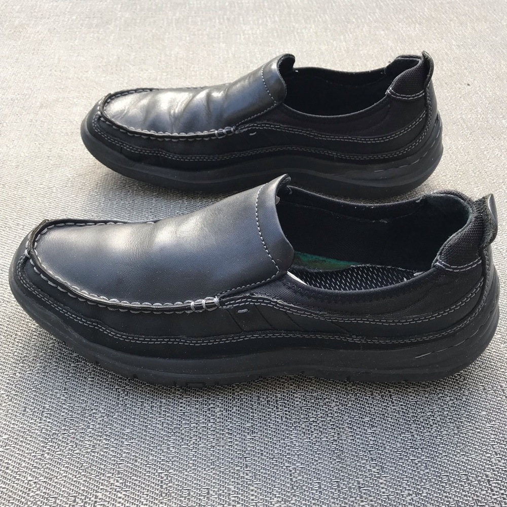 Clarks Men’s Slip-Ons Leather Shoes Size 10M